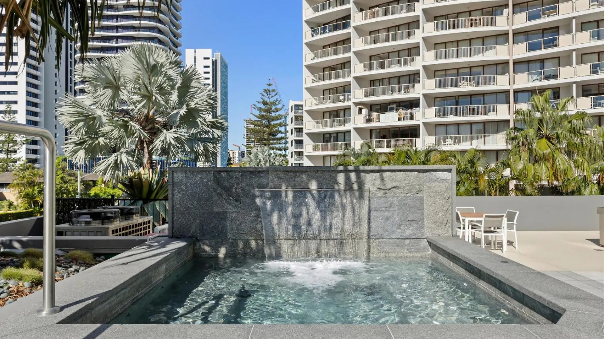 Broadbeach 1-Bed With Pool Gym Walk To The Beach Gold Coast 0*,